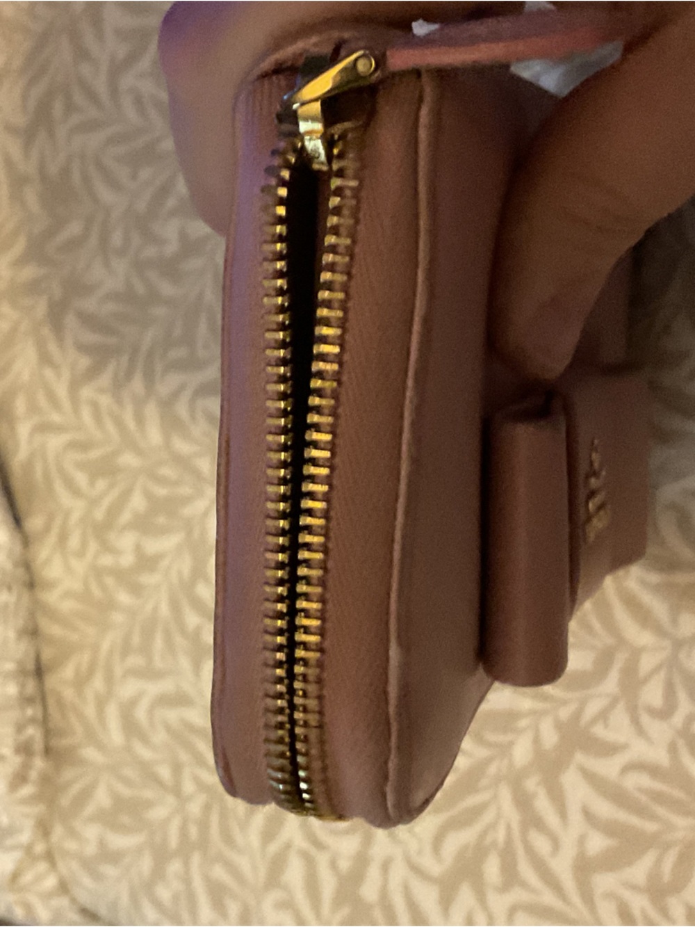 Prada Pink Bow Saffiano Leather Wallet with Gold Logo - Picture 4 of 5